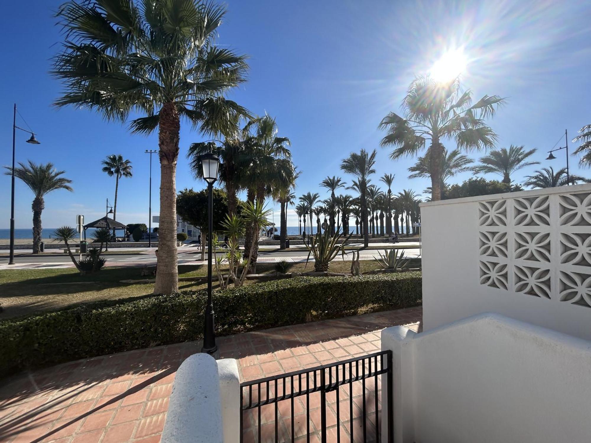 Casa De Playa Los Alamos Andra Torremolinos Bagian luar foto